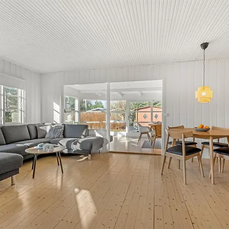 Tayana - 500m From The Sea By Interhome Bøtø By