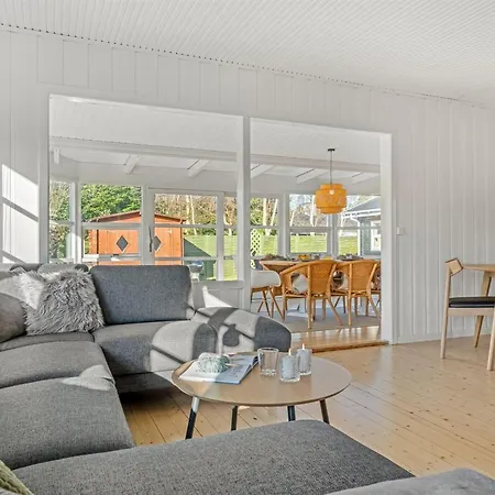 Tayana - 500m From The Sea By Interhome * Bøtø By